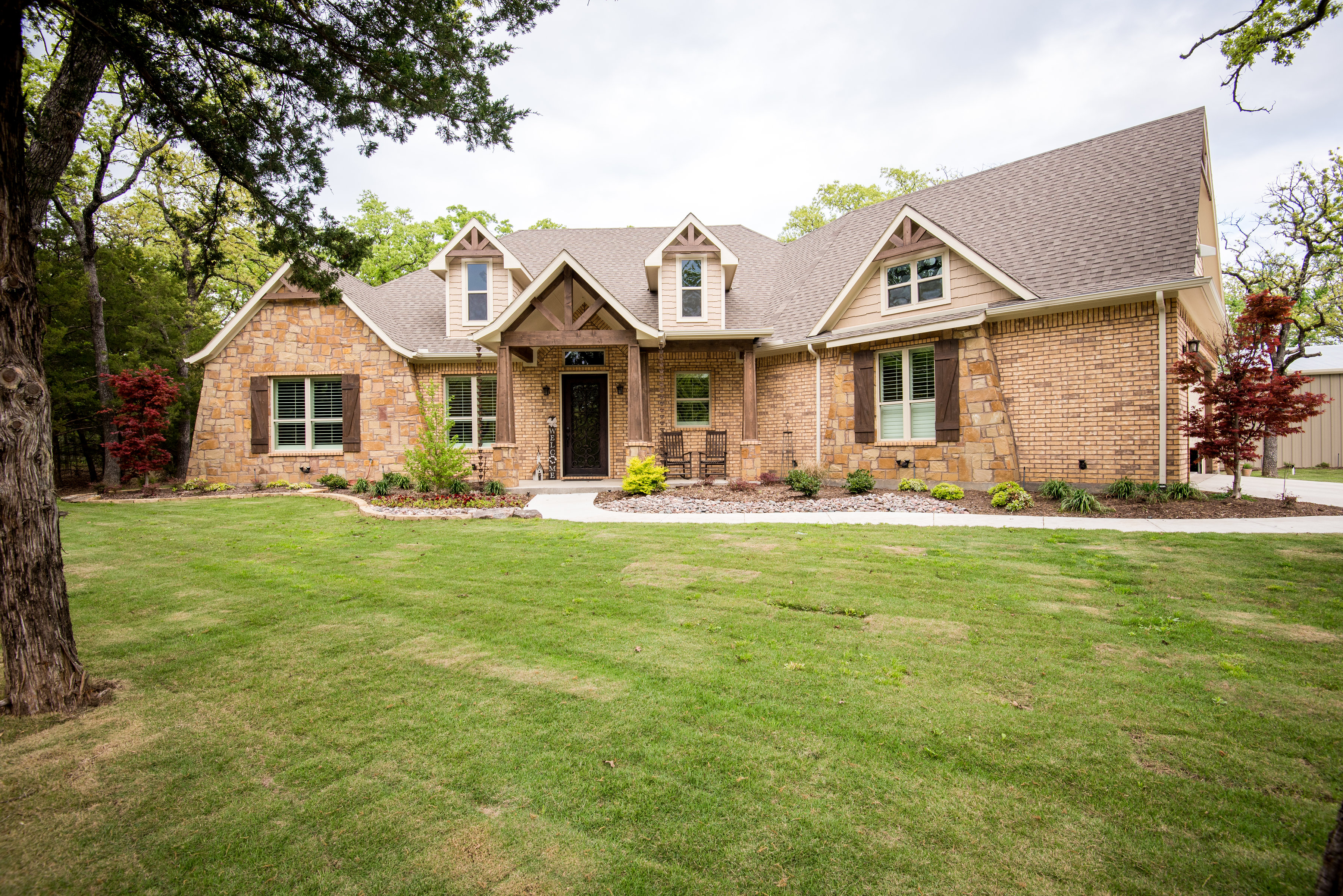 6333 Hidden Oaks, Quinlan